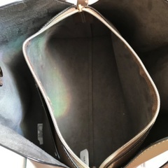 pink adobe バッグ　の画像