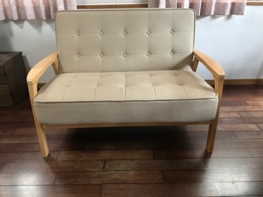ニトリ2人用布張りソファ