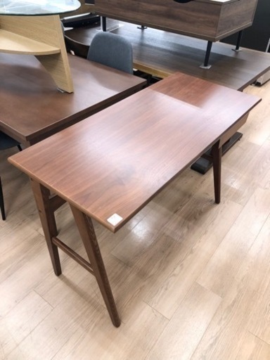 ACME 引き出し付きデルマーデスク