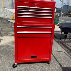 工具キャビネット