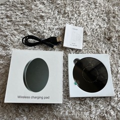 【新品未使用】置き型充電器