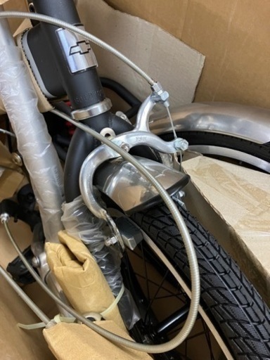 取引場所 南観音 K2403-514 CHEVROLET シボレー 16インチ折りたたみ自転車 FDB16 開封済未使用品 タイヤ空気