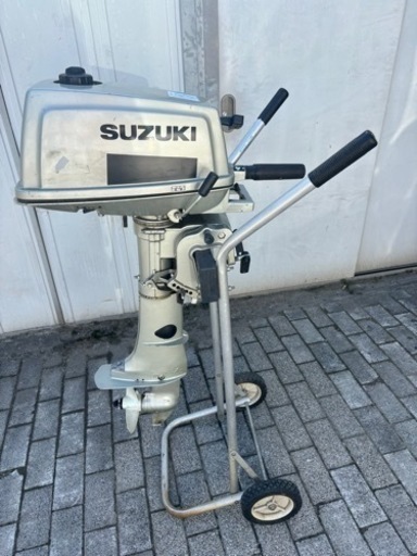 『決まりました』
最終値下げ　スズキ4馬力２スト中古