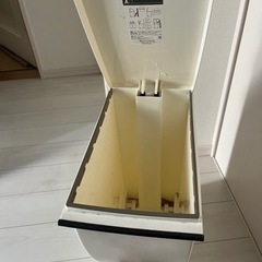 ダストボックスの画像