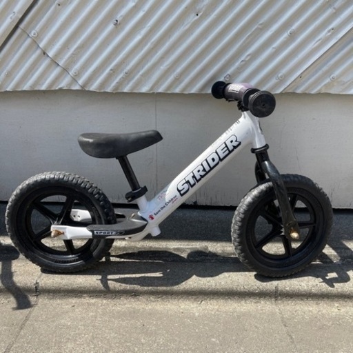 売約済み【武蔵小山店】ストライダー　STRIDER 自転車　子供用　子ども　キッズ　バイク　サイクル　キッズバイク　バランスバイク　白　スポーツ　クラシック　バイク