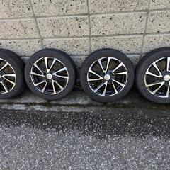 車のパーツ タイヤ、ホイール