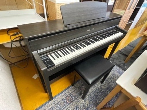 【リサイクルサービス八光】2017年製　ヤマハ　グラビノーバ　電子ピアノ CLP-675DW 88鍵盤　ダークウォールナット調