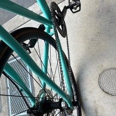 自転車 クロスバイクの画像