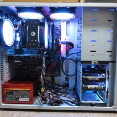 すぐに使えるフルセット！ハイスペックゲーミングPC/Ryzen 7 3700X/32GB/新品SSD+HDD/RADEON RX570 8GB/700W電源/の画像