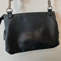 フリンジショルダーバッグの画像