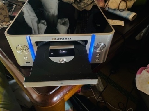 美品！ ネットワーク CDレシーバー marantz M-CR611 シルバー 60Wx60W