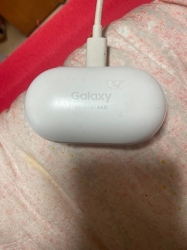 ワイヤレスイヤホン