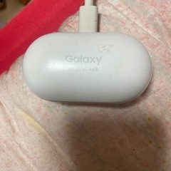 ワイヤレスイヤホン