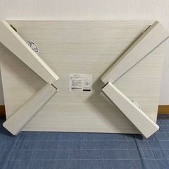 【家具】折りたたみテーブルの画像
