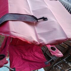 屋根付きアウトドアチェアー。屋根付きチェアーの画像