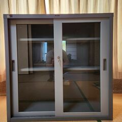 鍵付きオフィス用キャビネット