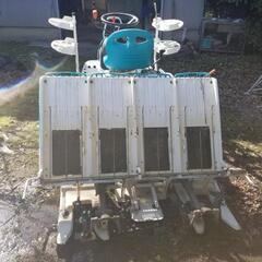 【値下】田植え機　4条植えの画像