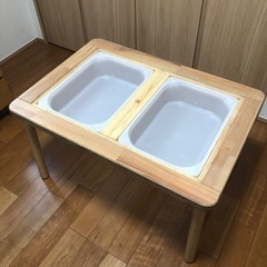 IKEA フリサット子ども用テーブル&トロファストの画像