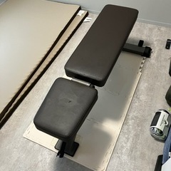 トレーニングベンチ