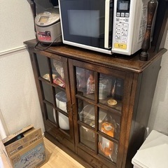 食器棚のみです。