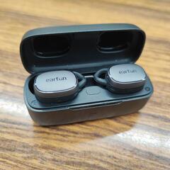 値下げしました。EarFun Free Pro 3 ブラウンブラック(純正ケースカバー付き)の画像
