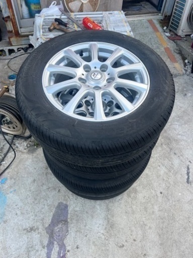乗用車　15インチホイールタイヤ
