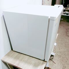 🍎アレジア 冷蔵庫 小型  46L 1ドア AR-BC46-NWの画像