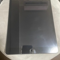 本日、明日引き取り可能な方　ipad 第7世代　スペースグレー