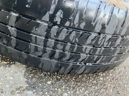 車のパーツ タイヤ、ホイール225/65R17　17インチ夏タイヤ