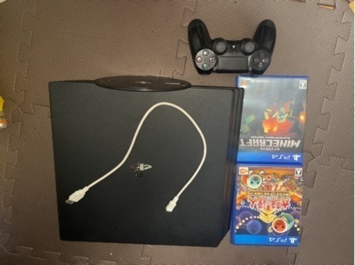 PS4 pro  model cuh-7100B  マインクラフト、太鼓の達人セットです‼️
