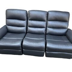 NITORI ニトリ 3人用電動テーブル付きリクライニングソファ...