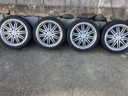 車のパーツ タイヤ、ホイール205/45R17