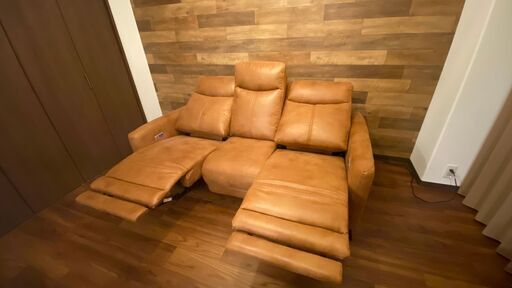 電動リクライニングソファー キャメル 三人掛け ミルクリーク