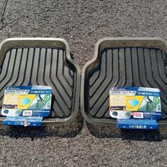 リヤ（後席用）フロアマット２枚＋車用網戸
