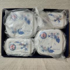 アスルセレッソ　タッパー４点セット