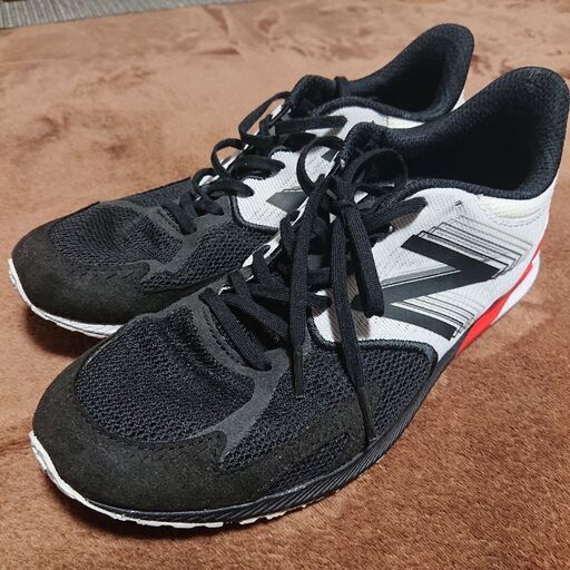 new balance HANZO ２７センチ 中古品