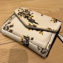 【状態難あり】COACH 財布　服/ファッション 小物 財布の画像