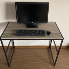 PC机　パソコン机　テーブルの画像