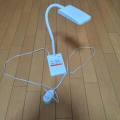 オーム電機 LEDデスクライトの画像