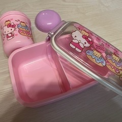 キティちゃん　　お弁当箱セットの画像