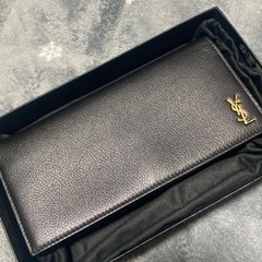 イヴサンローラン長財布