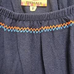 刺繍入り服の画像