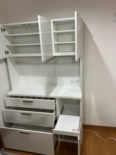 キッチンボード