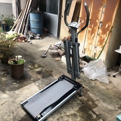 ジョギング　ウォーキングマシン　健康器具　フィットネス　トレーニング