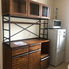 unico ウニコ 家具 食器棚