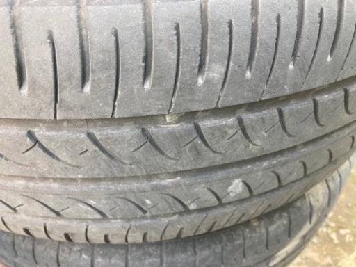 車のパーツ タイヤ、ホイール