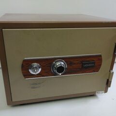 【売約済み】使用可能 🌟 耐火金庫 中古品 3000円 🔑鍵&解...