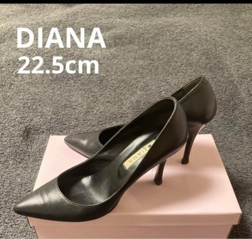Diana パンプス