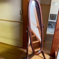 レトロな姿見　鏡
