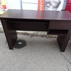 売約済【恵庭】木製パソコンデスク　引き出し付き　中古